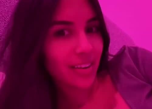 Caryn Marjoriee!! Sexy in bed