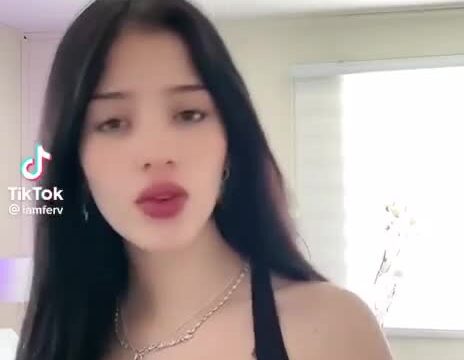Iamferv!! Hot tiktok girl sexy on bedroom