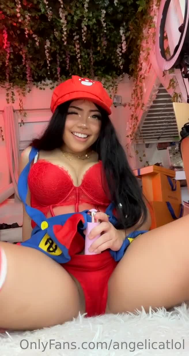 Angelicatlol masturbating with dildo