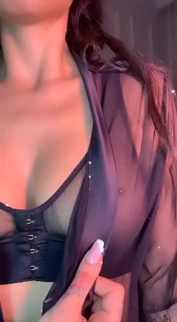 Seltinsweety – Sexy with erotic body…