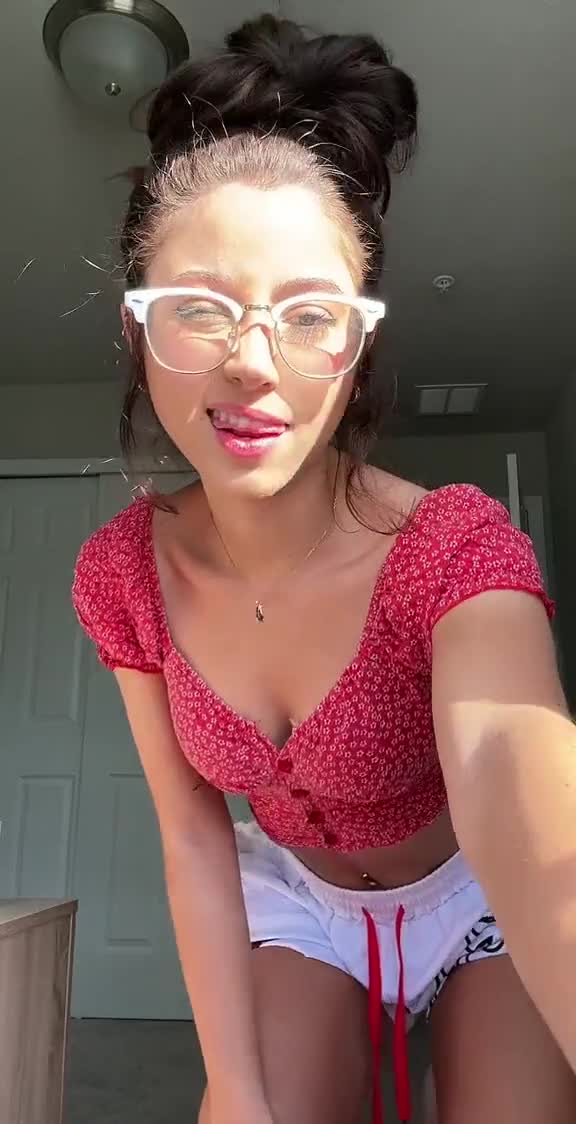 Janiceni Cholee – Sexy with erotic body…
