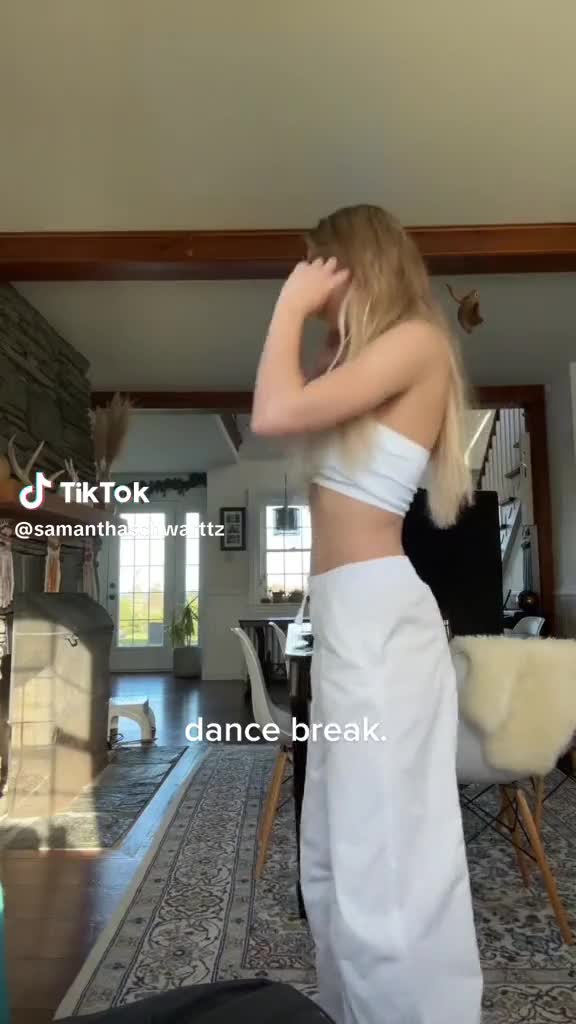 Samantha Schwartz!! Sexy in bedroom…