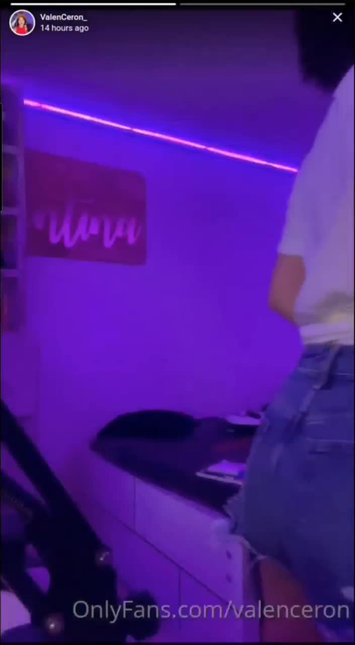 Valenceron nude big ass