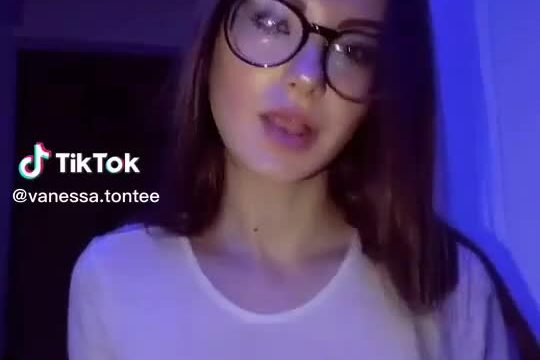 Vanessa Tonte sexy babe