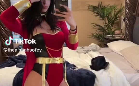 Aishahsofey slutty babe