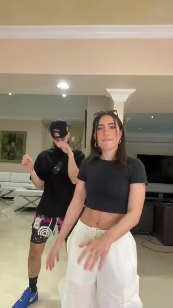 Nadia Amine new sexy video!!!