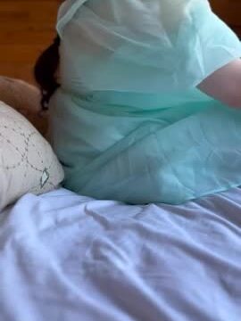 Chloerose – Doggystyle on bed!!! New sextape Onlyfans leaked so hot