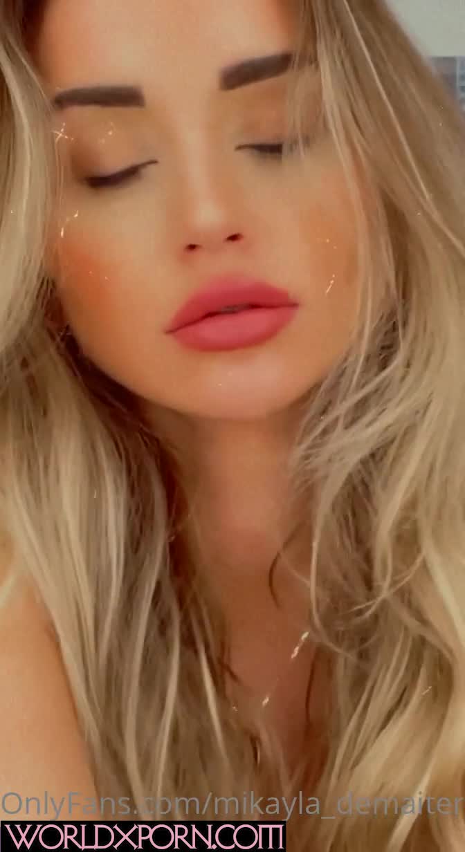 Mikayla Demaiter naked show big boobs so hot!!! New trending video