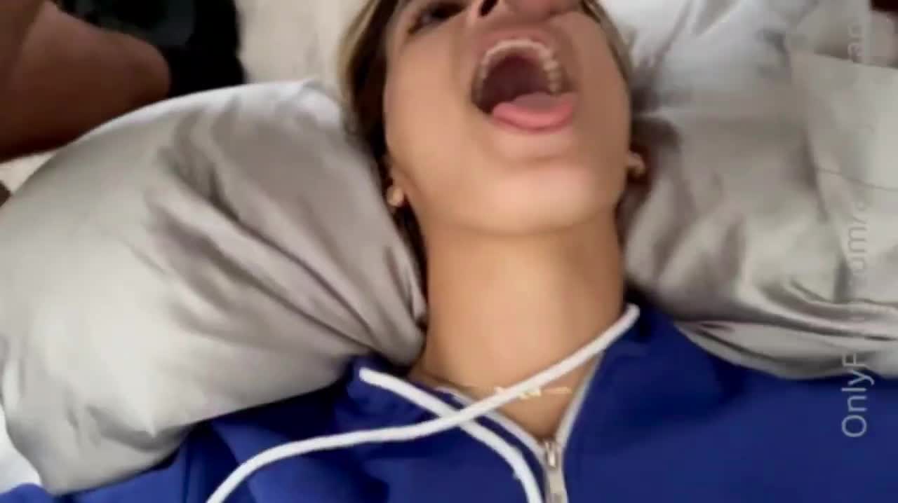 Ashley Serrano deepthroat… Omg!!! Best sex tape from Onlyfans leaked