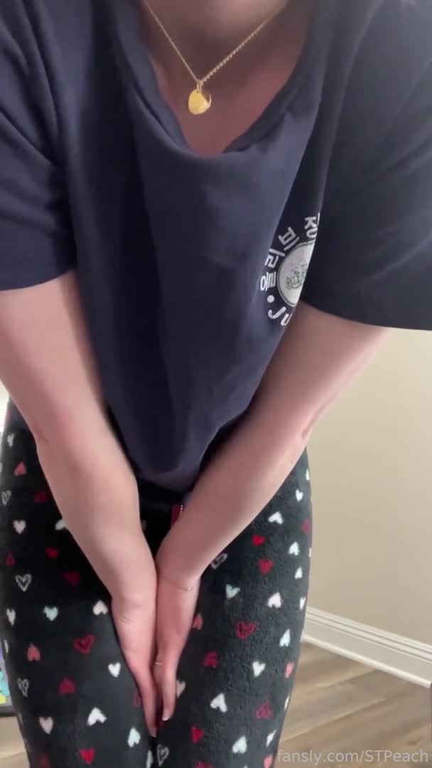 STPeach Video Porn Leaked – Naked Show Off Big Ass