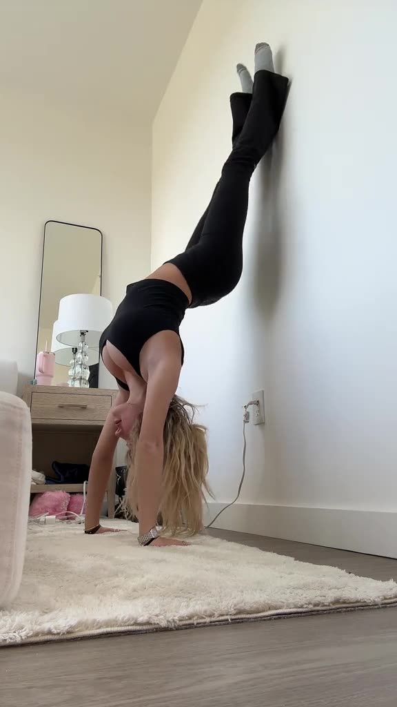 Breckie Hill New Video Style Hard Hot Video Onlyfans