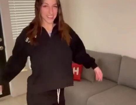 Megan McCarthy Nude Tracksuit Strip Onlyfans Video Leaked