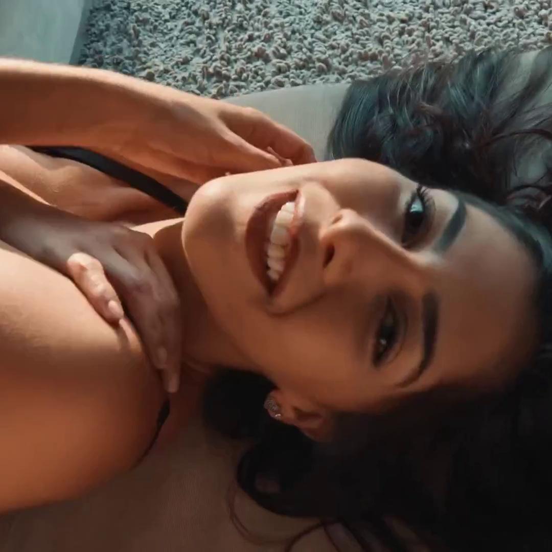 Ari Dugarte Sexy Lace Lingerie Pose Patreon Video Leaked
