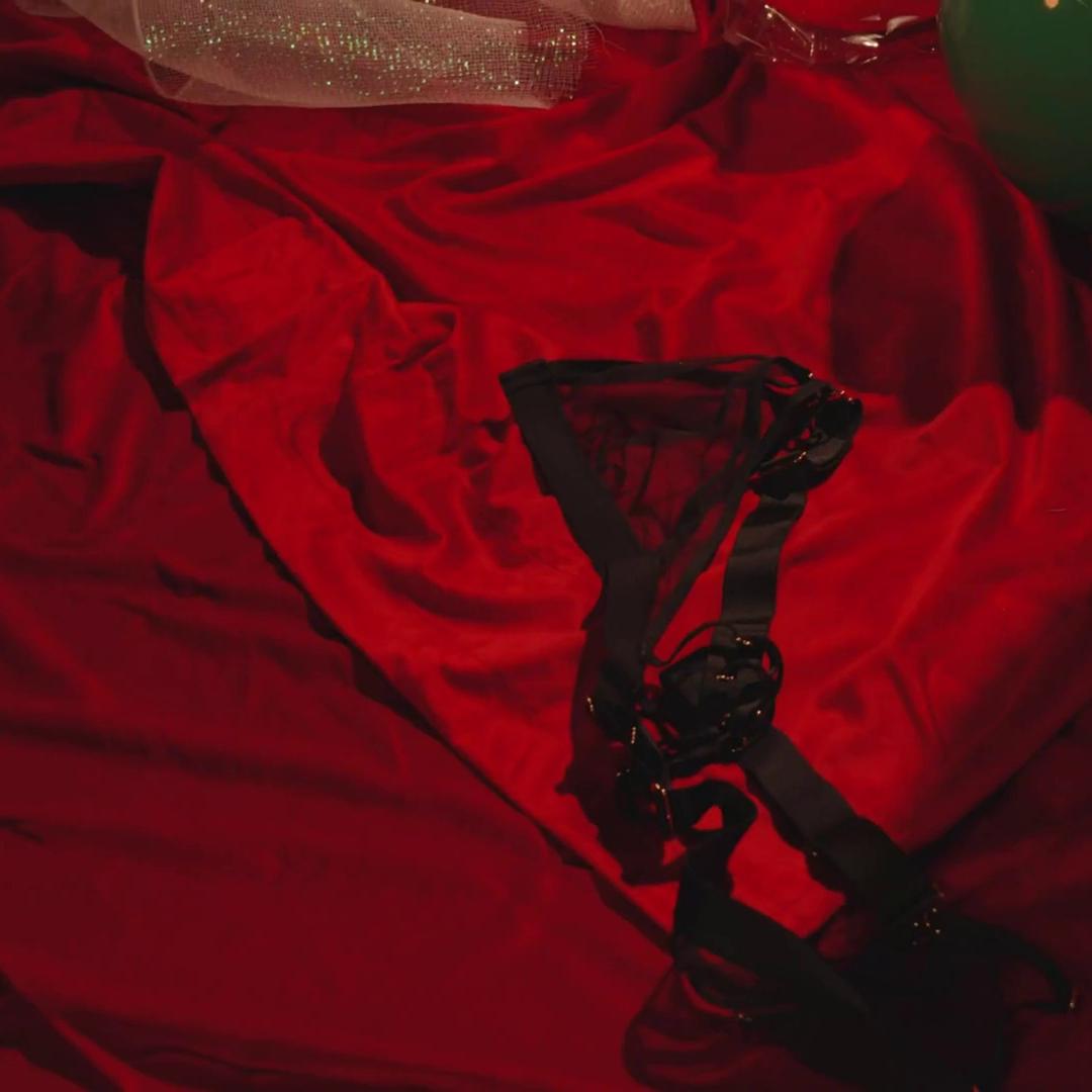 Meg Turney Nude Christmas Lingerie Strip Onlyfans Video Leaked