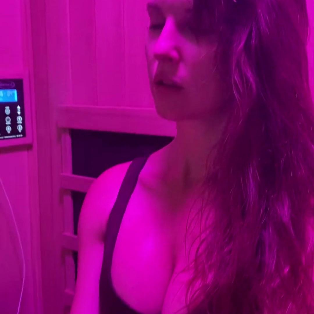 Amanda Cerny Sauna Stretching OnlyFans Video Leaked