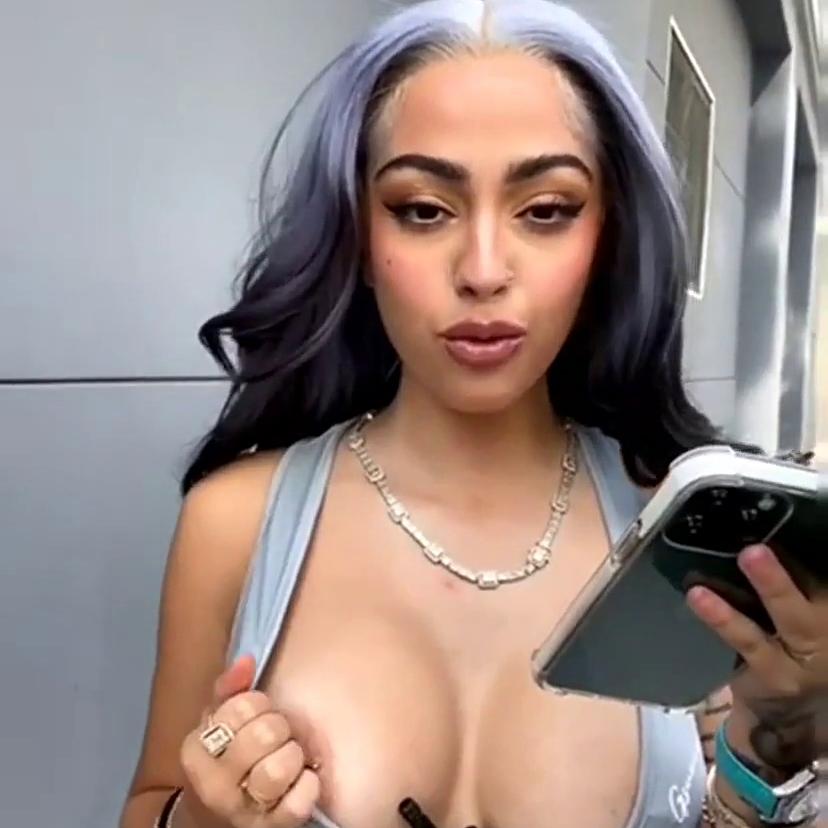 Malu Trevejo Nipple Flash Onlyfans Video Leaked