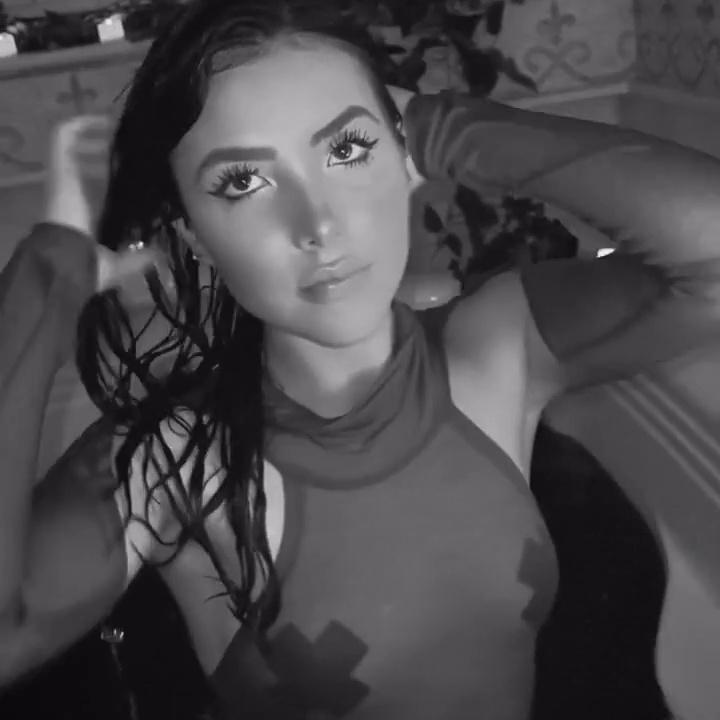 Andrea Botez Nude Wet Teasing Nipple Pasties Video Leaked