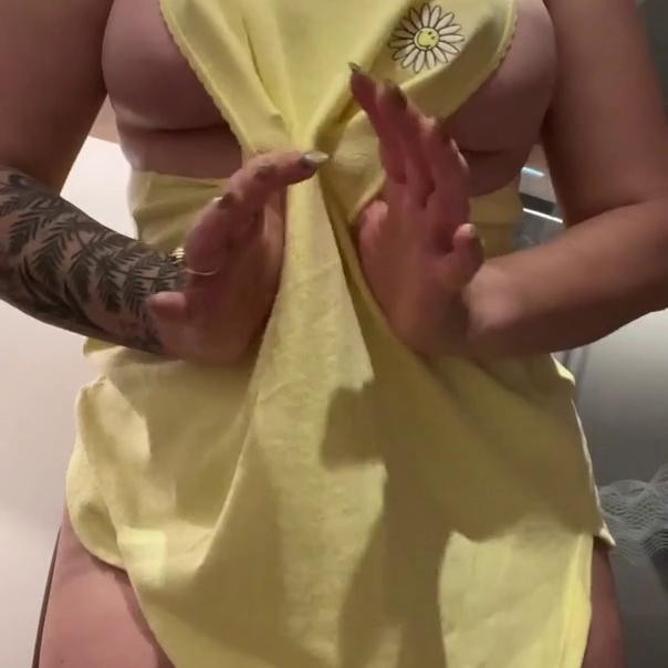 Meg Turney Pussy Tank Top Candids Onlyfans Set Leaked
