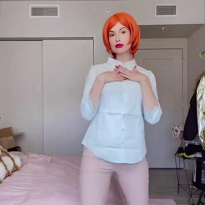 Amanda Cerny Lois Griffin Stripping OnlyFans Video Leaked