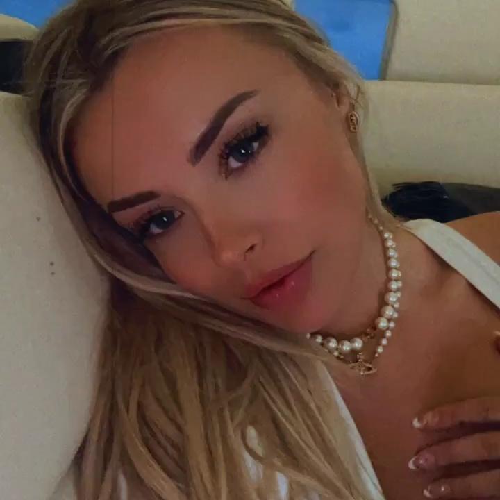 Corinna Kopf Nude Private Jet Onlyfans Photos Leaked