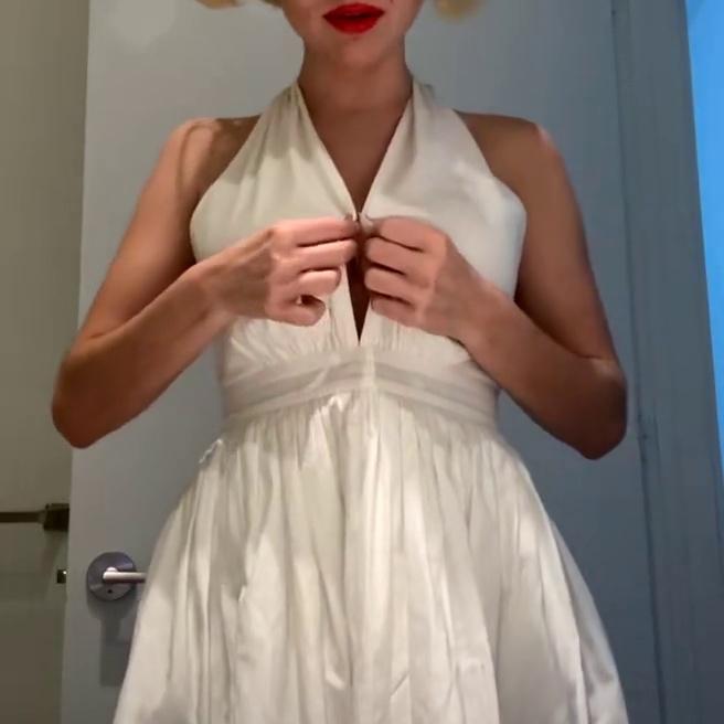 Megnutt02 Marilyn Monroe Cosplay Strip Nude Onlyfans Video