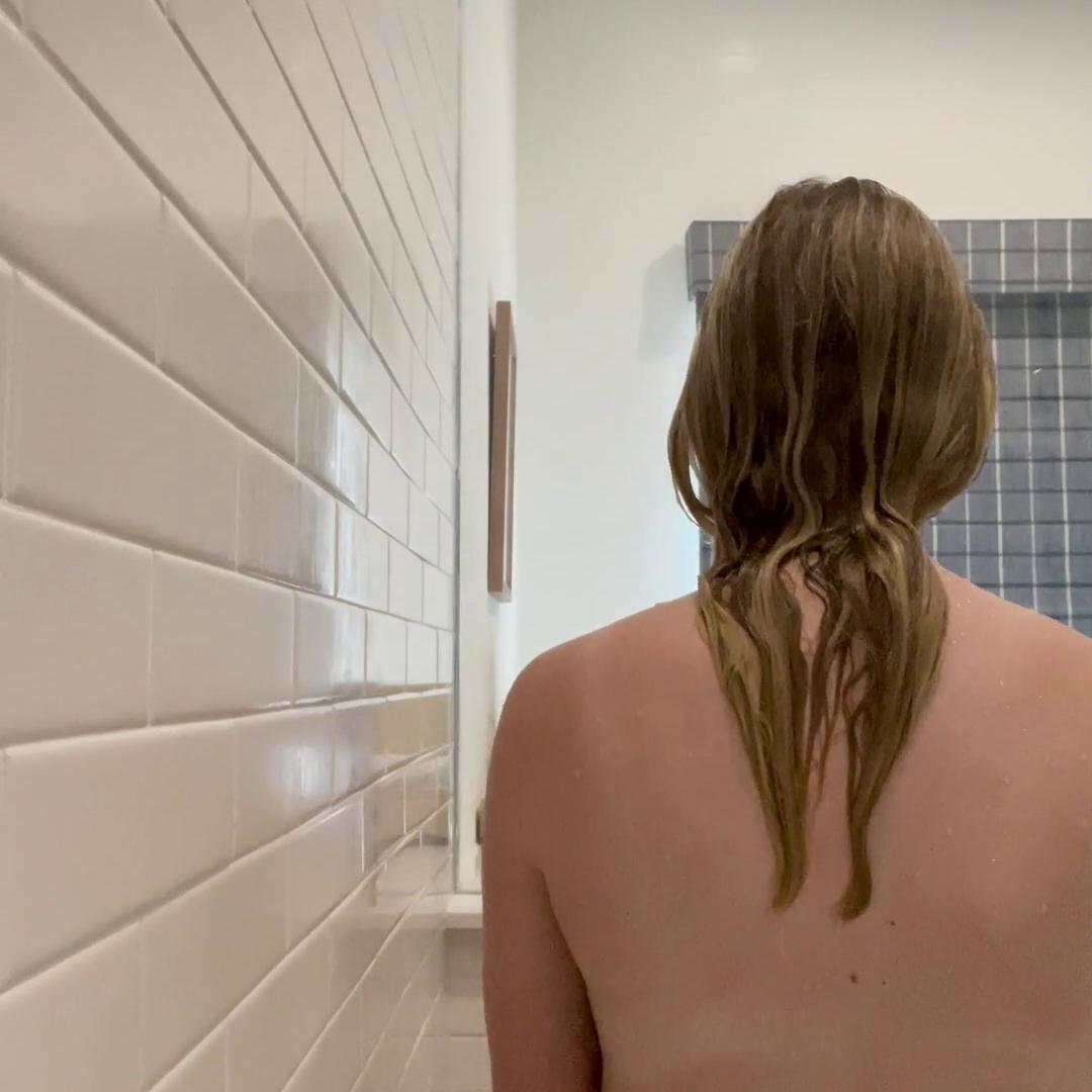 Fangs Onlyfans Nude Shower Video Leaked