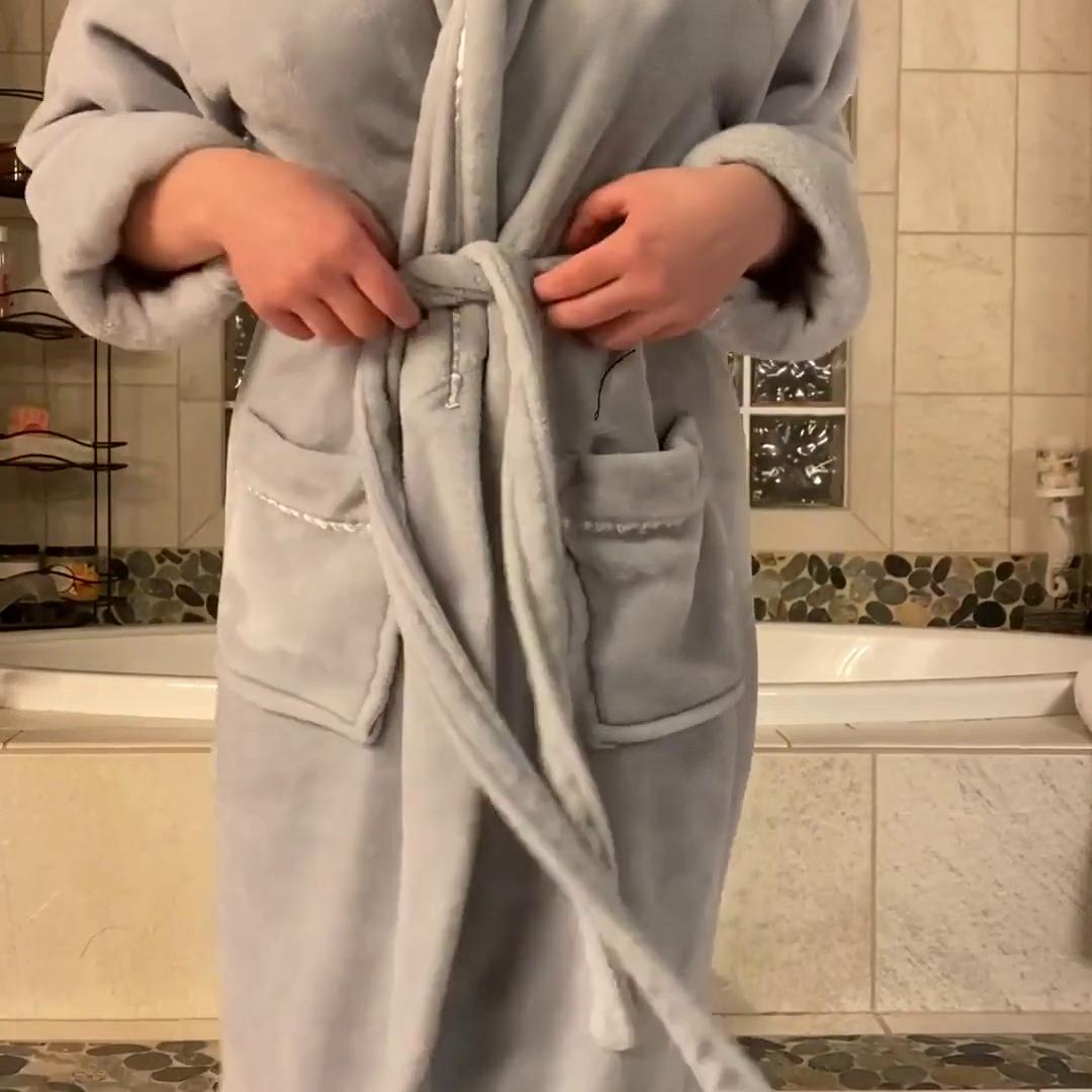 Ava Bamby Nude Bathrobe Striptease Video Leaked