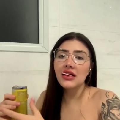 Aline Faria Topless Livestream Video Leaked