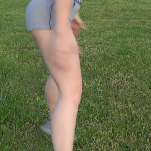 Lizzy Wurst Outdoor Workout Video Leaked