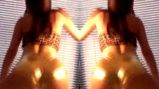 Waveya MiU Twerking Nude Video