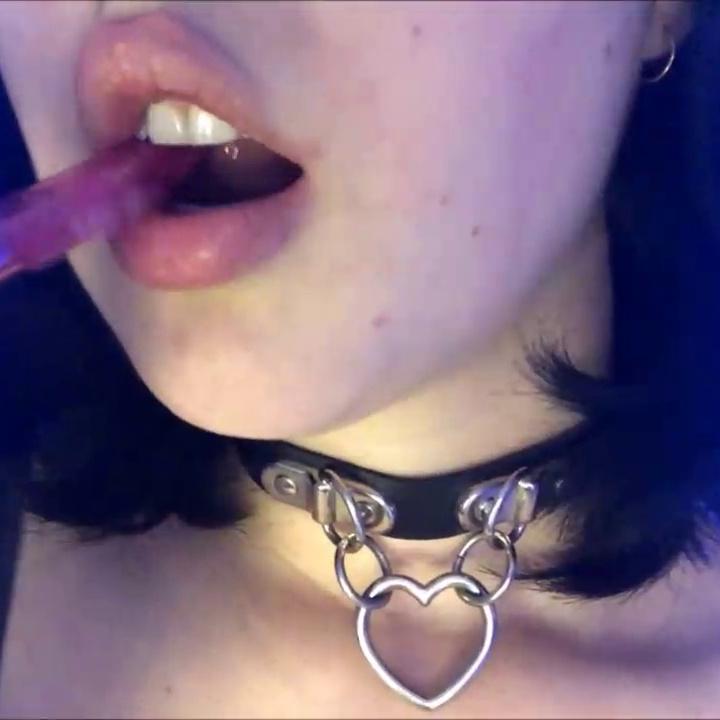 Mercy ASMR Pen Noms Video