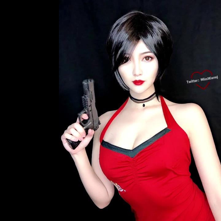MissWarmJ NSFW Resident Evil Tomb Rider Cosplay