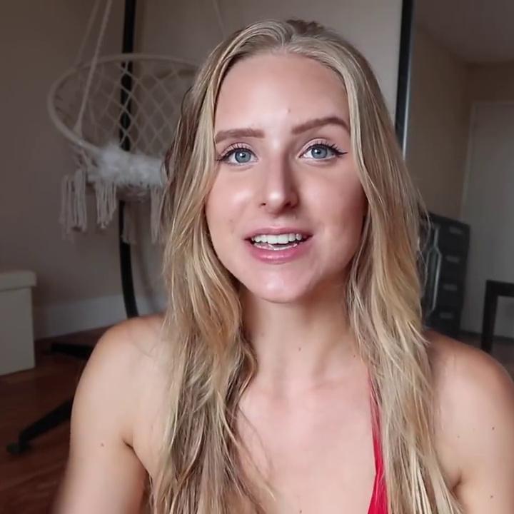 Caroline Zalog Sexy Tanning Routine Video
