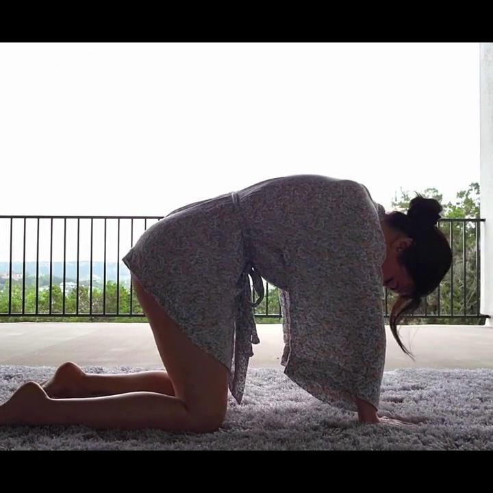 Alinity Topless Yoga Workout PPV Onlyfans Video Leaked