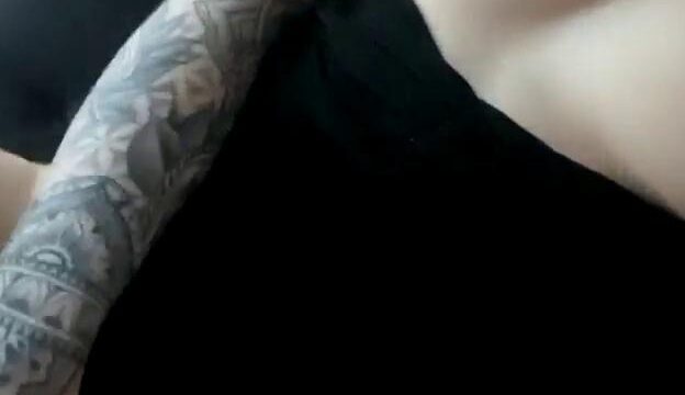 Elise Laurenne Tits and Pussy Teasing Onlyfans Nude Video