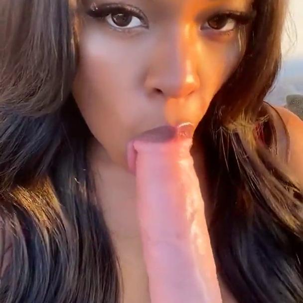 Aubree Rene Dildo Blowjob In Lingerie Onlyfans Video