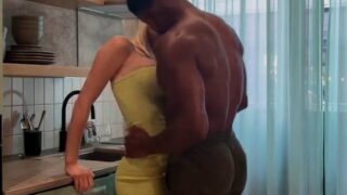 Frances Bentley Nude Kitchen Cunnilingus Onlyfans Video Leaked
