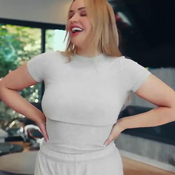 Mia Malkova Nude Cosplay Try-On Onlyfans Video Leaked