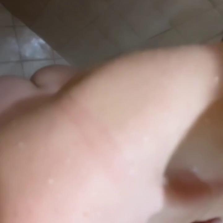 Amanda Cerny Nude Wet Shower Onlyfans Video Leaked
