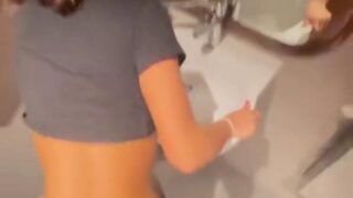 Gracewearslace Pov Airport Bathroom Sex Onlyfans Video Leaked